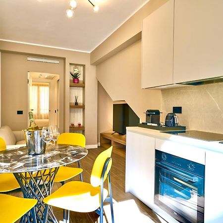 Picasso Golden House Next To Duomo Apartment มิลาน ภายนอก รูปภาพ