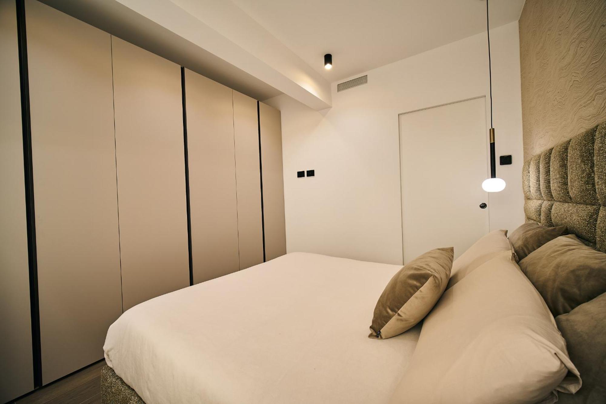 Picasso Golden House Next To Duomo Apartment มิลาน ภายนอก รูปภาพ