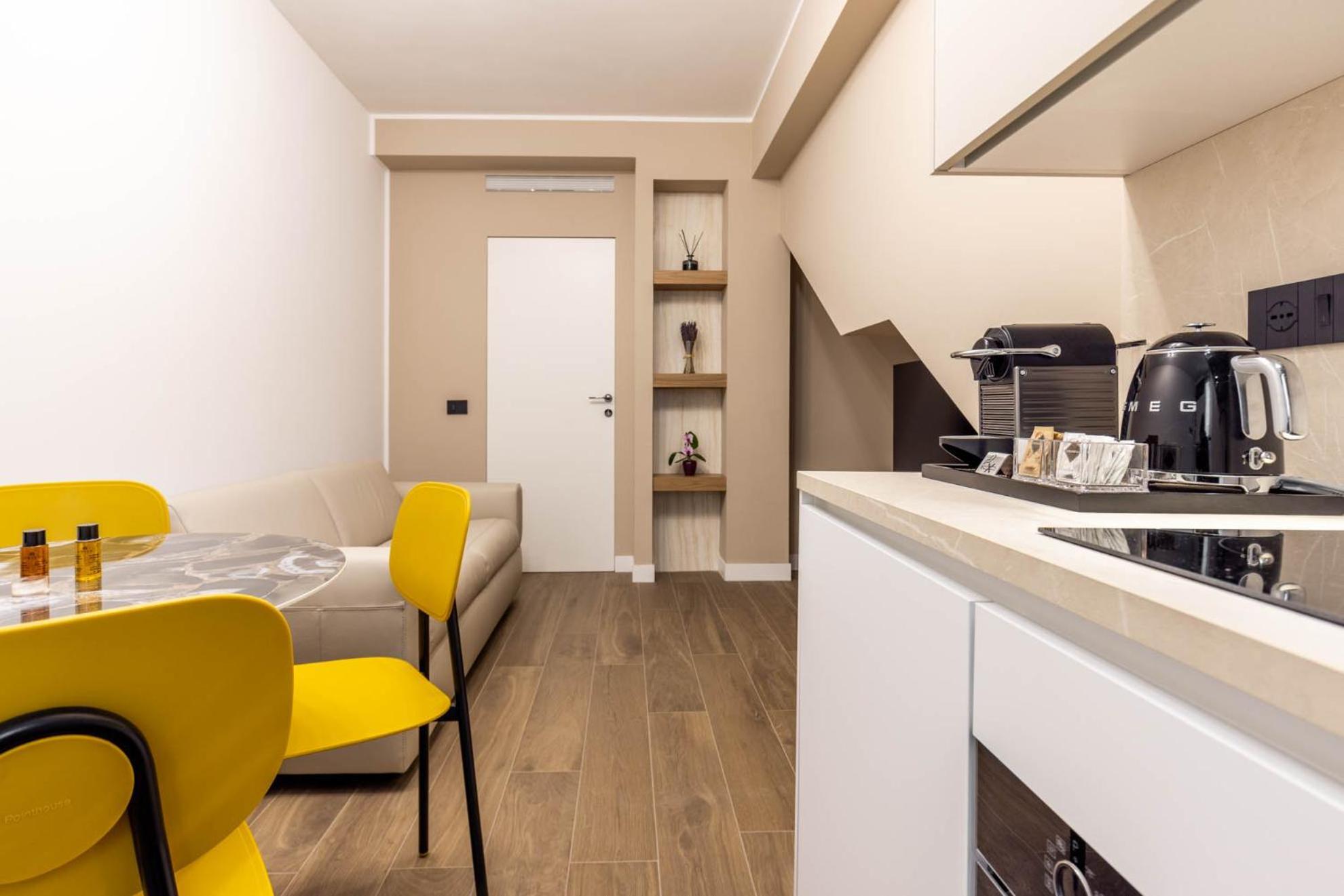 Picasso Golden House Next To Duomo Apartment มิลาน ภายนอก รูปภาพ